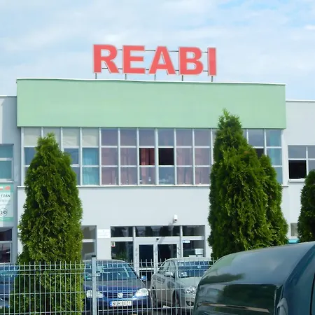 Z Prywatnymi łazienkami Wolka Kosowska