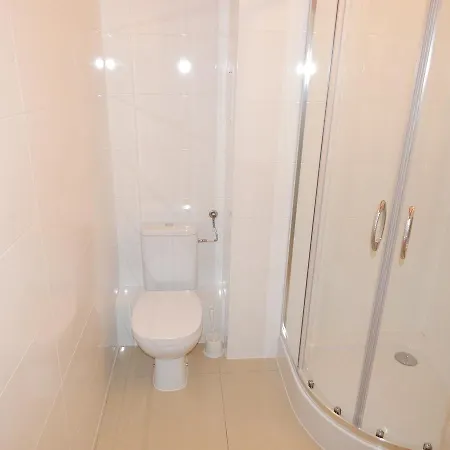 Z Prywatnymi łazienkami Hostel Wolka Kosowska