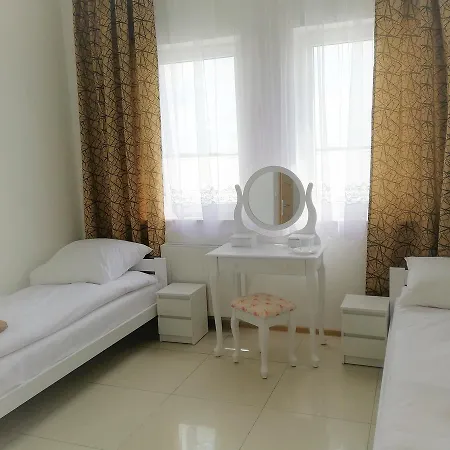 Z Prywatnymi łazienkami Wolka Kosowska