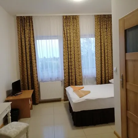 Hostel Z Prywatnymi łazienkami Wolka Kosowska